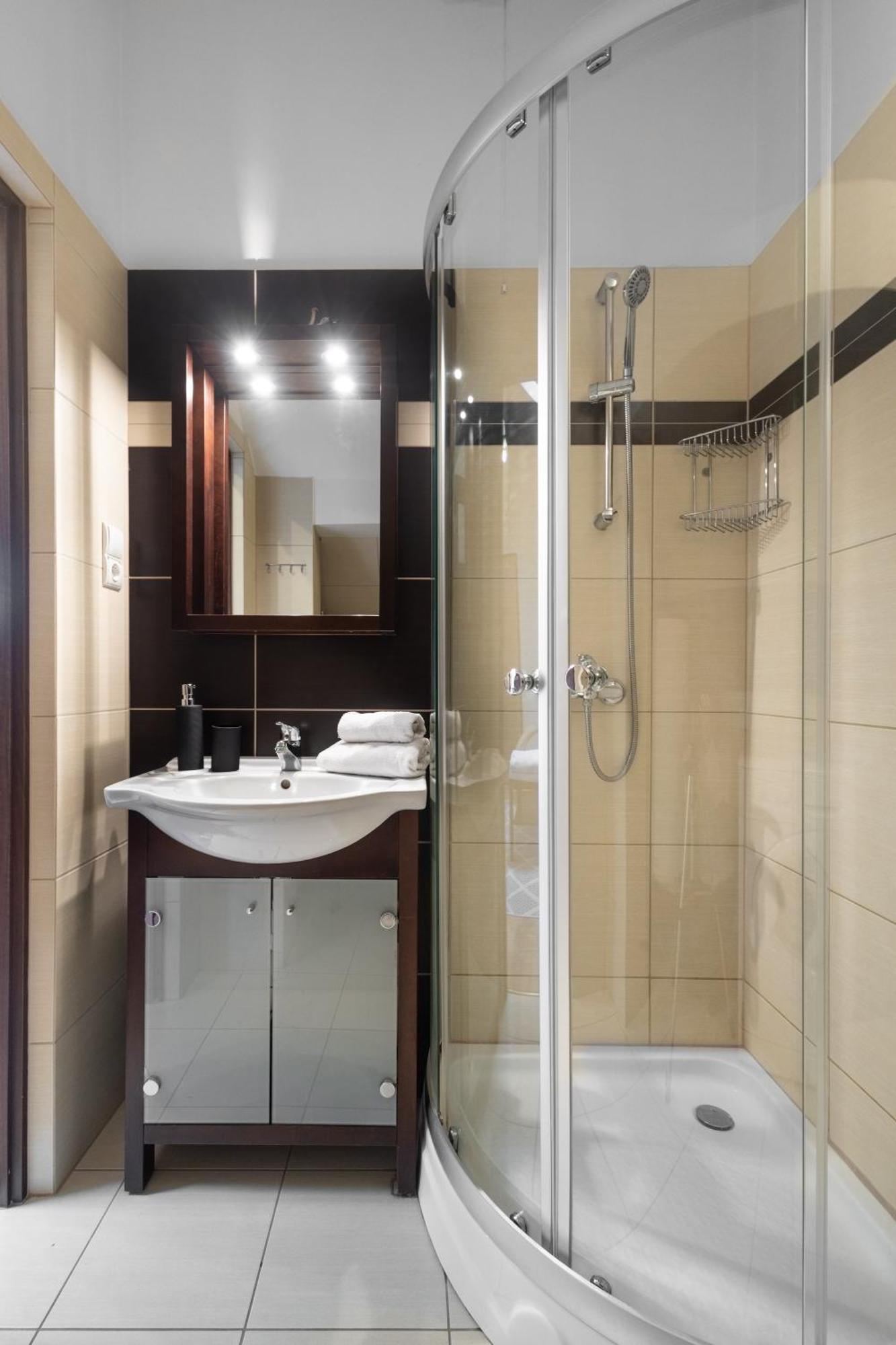 Apartamenty Natalia - Bezplatny Parking كرينيتسا زدروي المظهر الخارجي الصورة